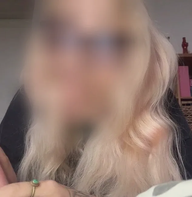 Imane, 23 años