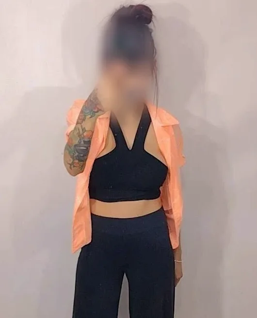 María, 25 años